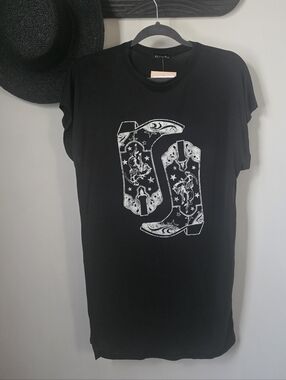 ZUTTER Black Graphic Tunic Tee with Cowboy Boot Print